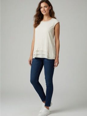 Essentials by Milano White Cap Sleeve Blouse